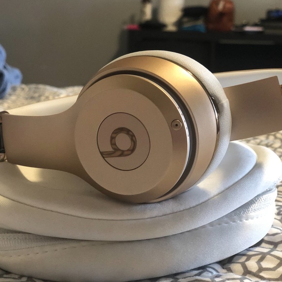 Beats by Dre Other - Beats Solo 3 Gold